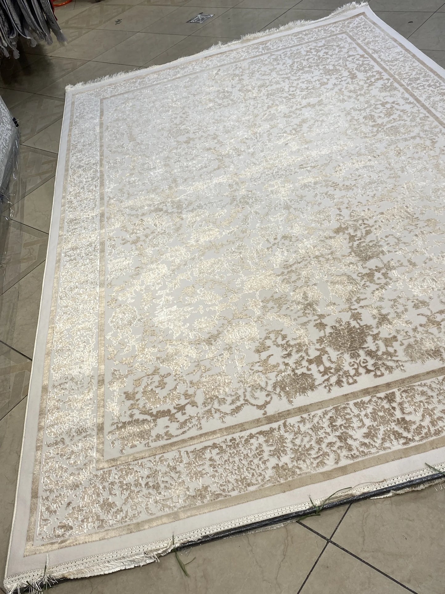 alfombra persa moderna
alfombra persa tejida a máquina
alfombra moderna iraní
alfombra de diseño persa
alfombra decorativa moderna
alfombra persa contemporánea
alfombra persa asequible
alfombra hecha a máquina
alfombra iraní de calidad
alfombra persa para salón
modern Persian carpet
machine made Persian rug
Persian style area rug
contemporary Iranian carpet
decorative Persian rug
affordable Persian carpet
Persian carpet for living room
machine crafted Persian rug
Iranian modern rug design